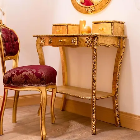 Roma Charming Rooms